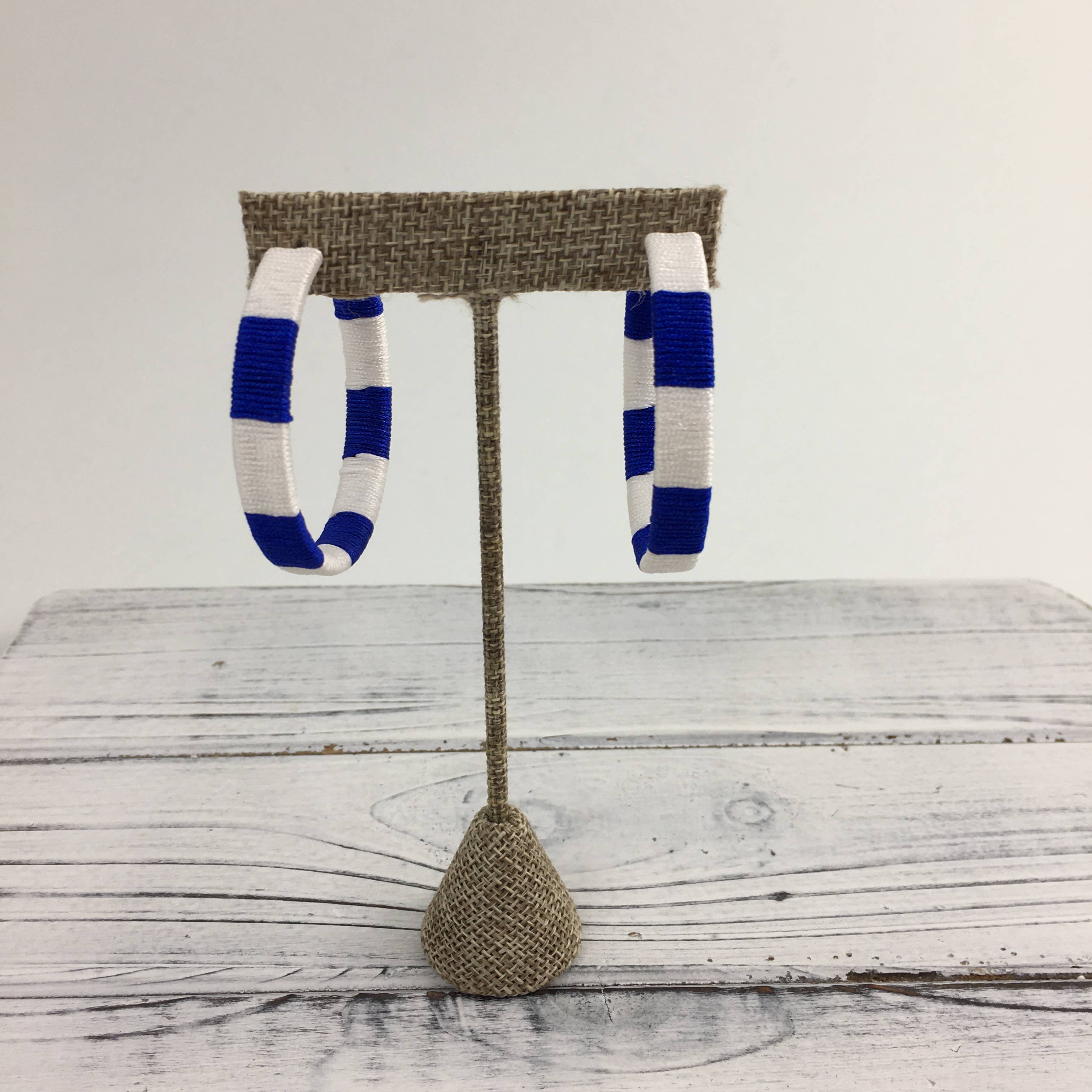 Blue and white threaded hoop earrings 